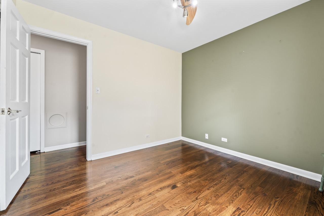22W351 Birchwood Drive