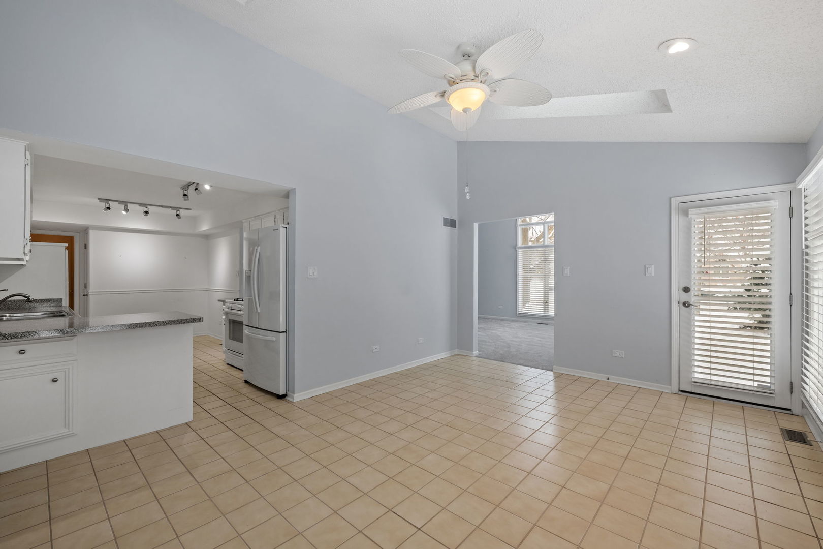 15301 Wilshire Drive
