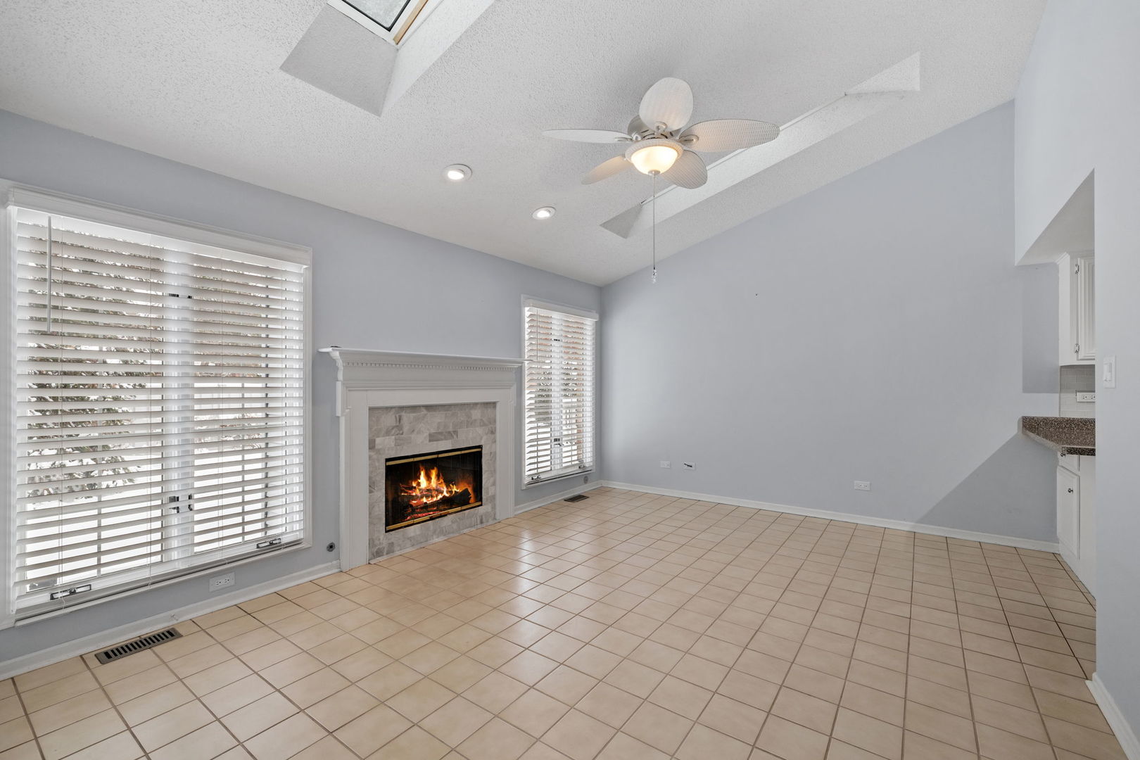 15301 Wilshire Drive