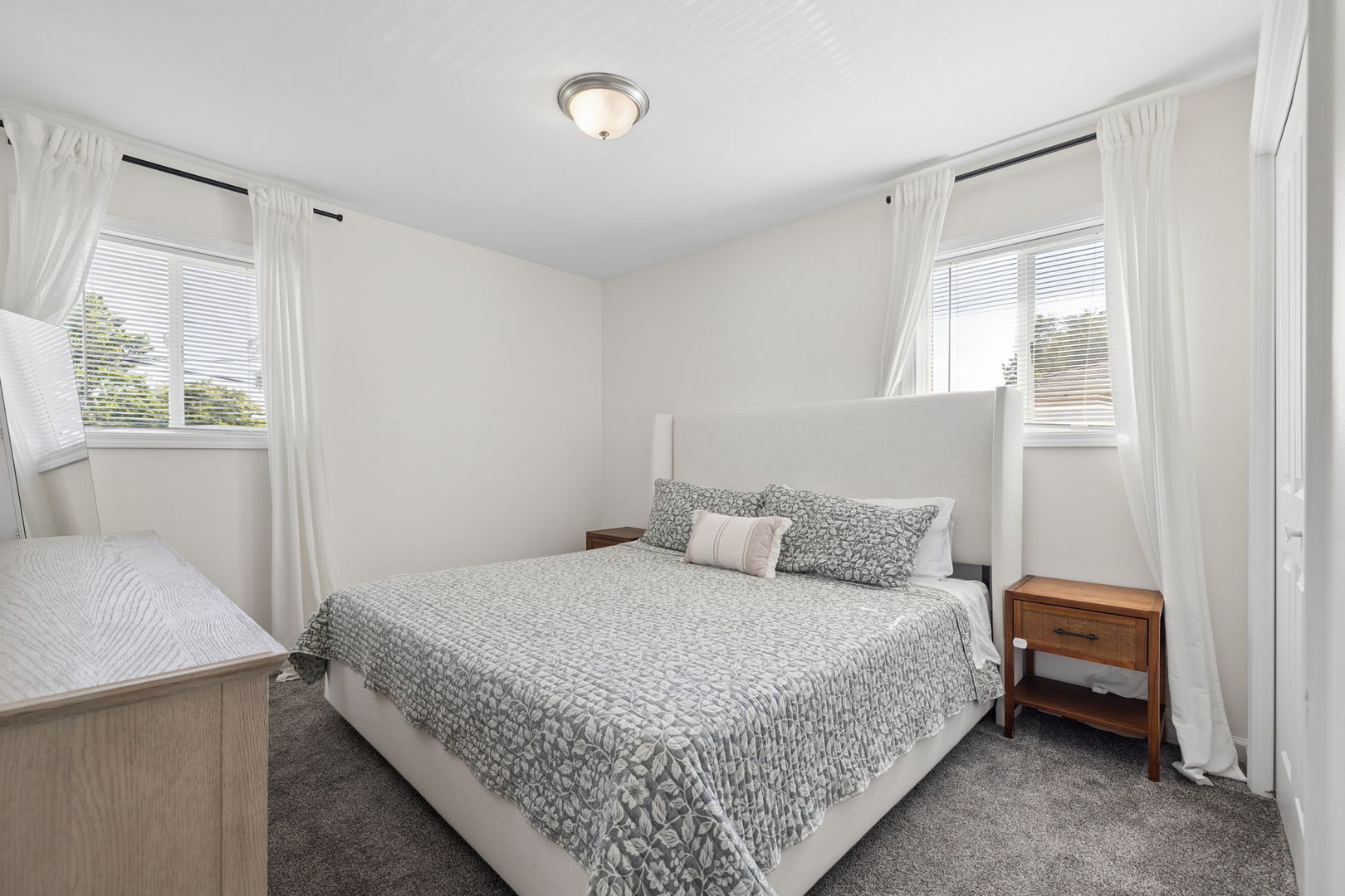 4343 Henry Street