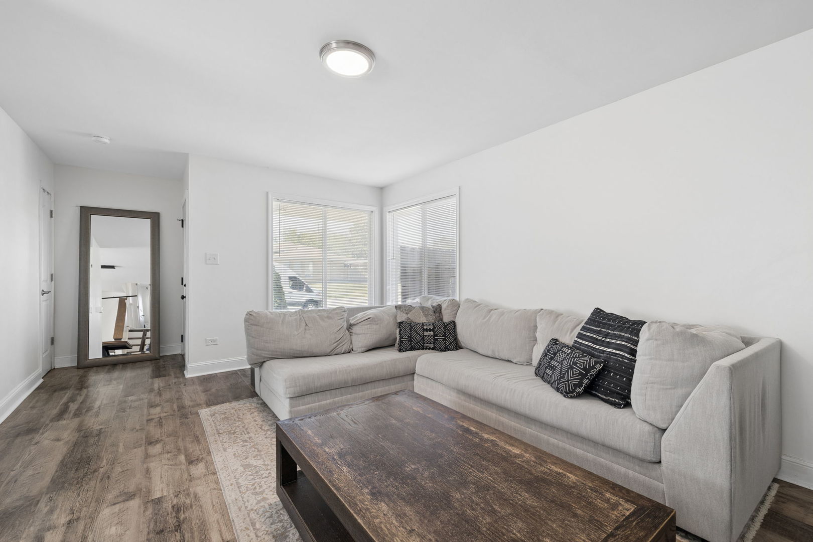 4343 Henry Street