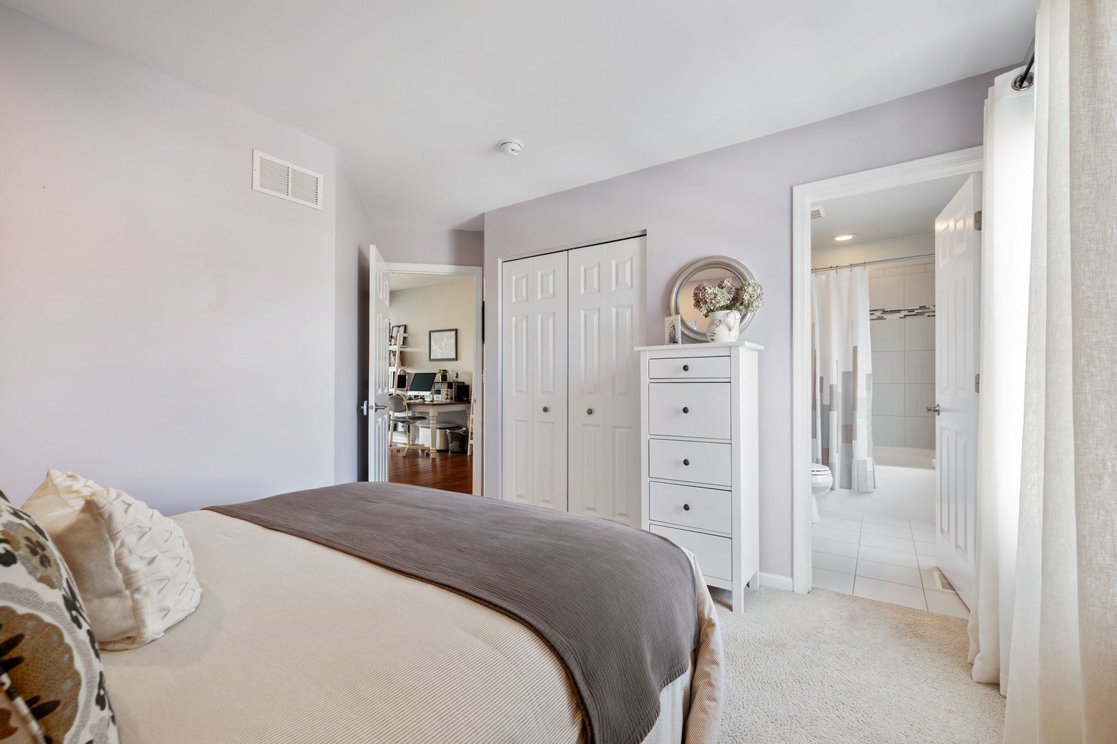 10592 W 154th Place