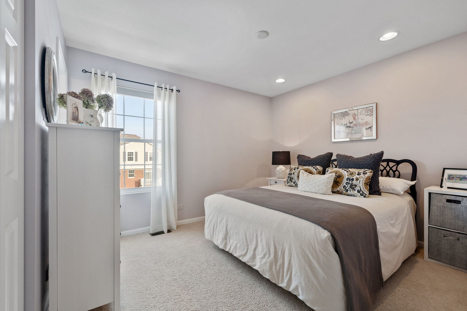 10592 W 154th Place