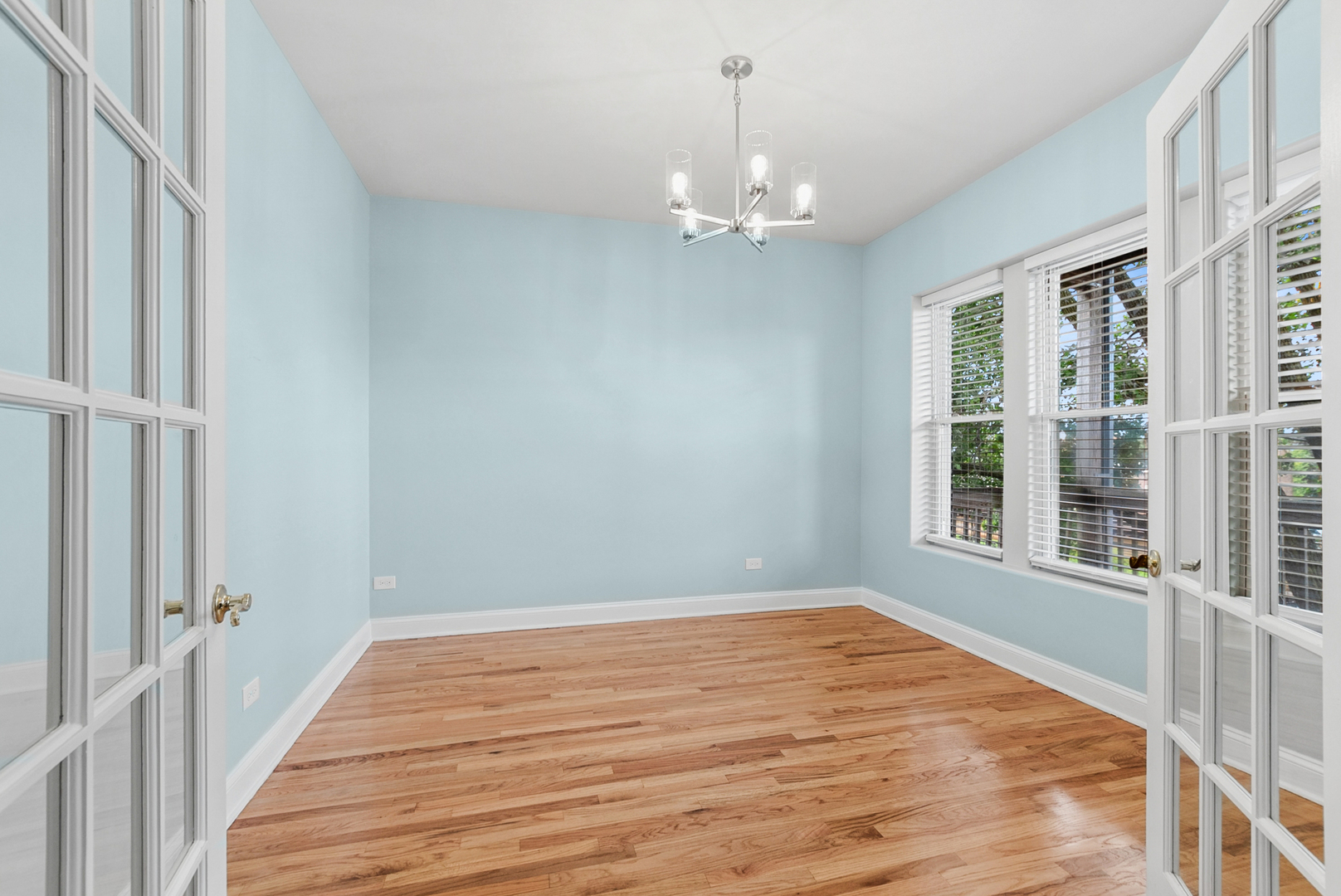 4614 S CALUMET Avenue Unit: 3S