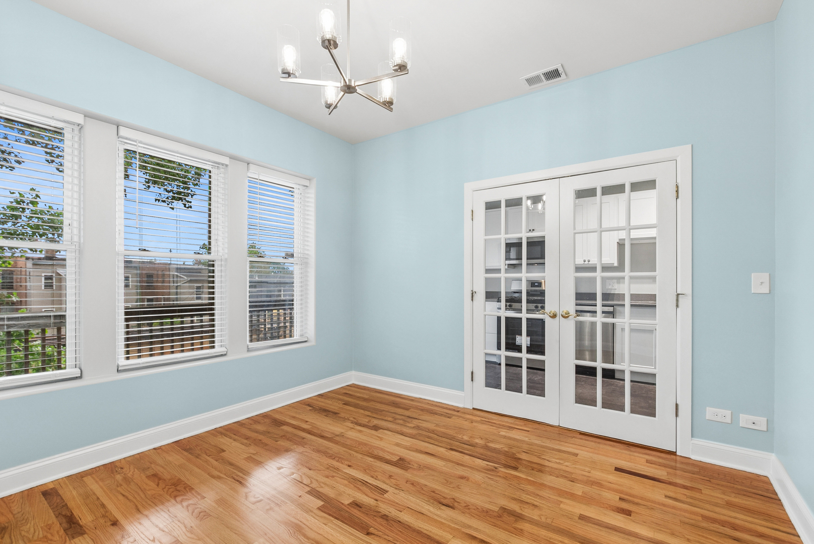 4614 S CALUMET Avenue Unit: 3S
