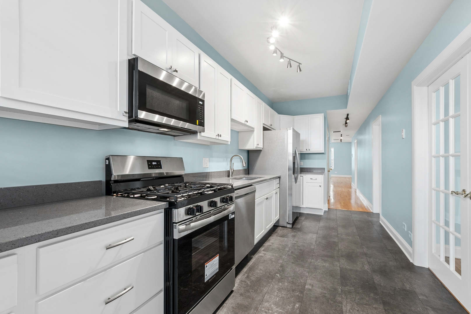 4614 S CALUMET Avenue Unit: 3S
