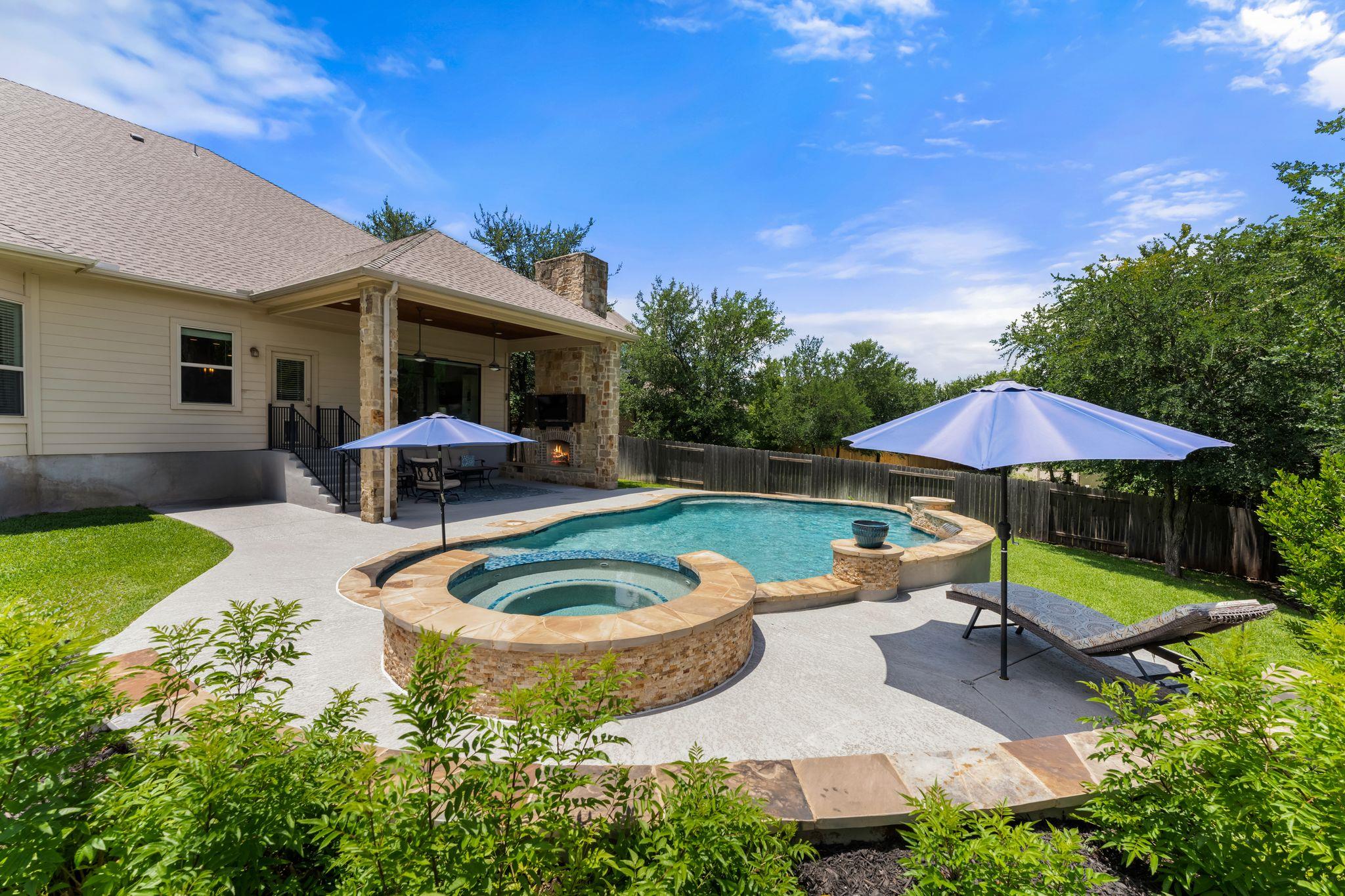 108 Lake Mineral Wells DR