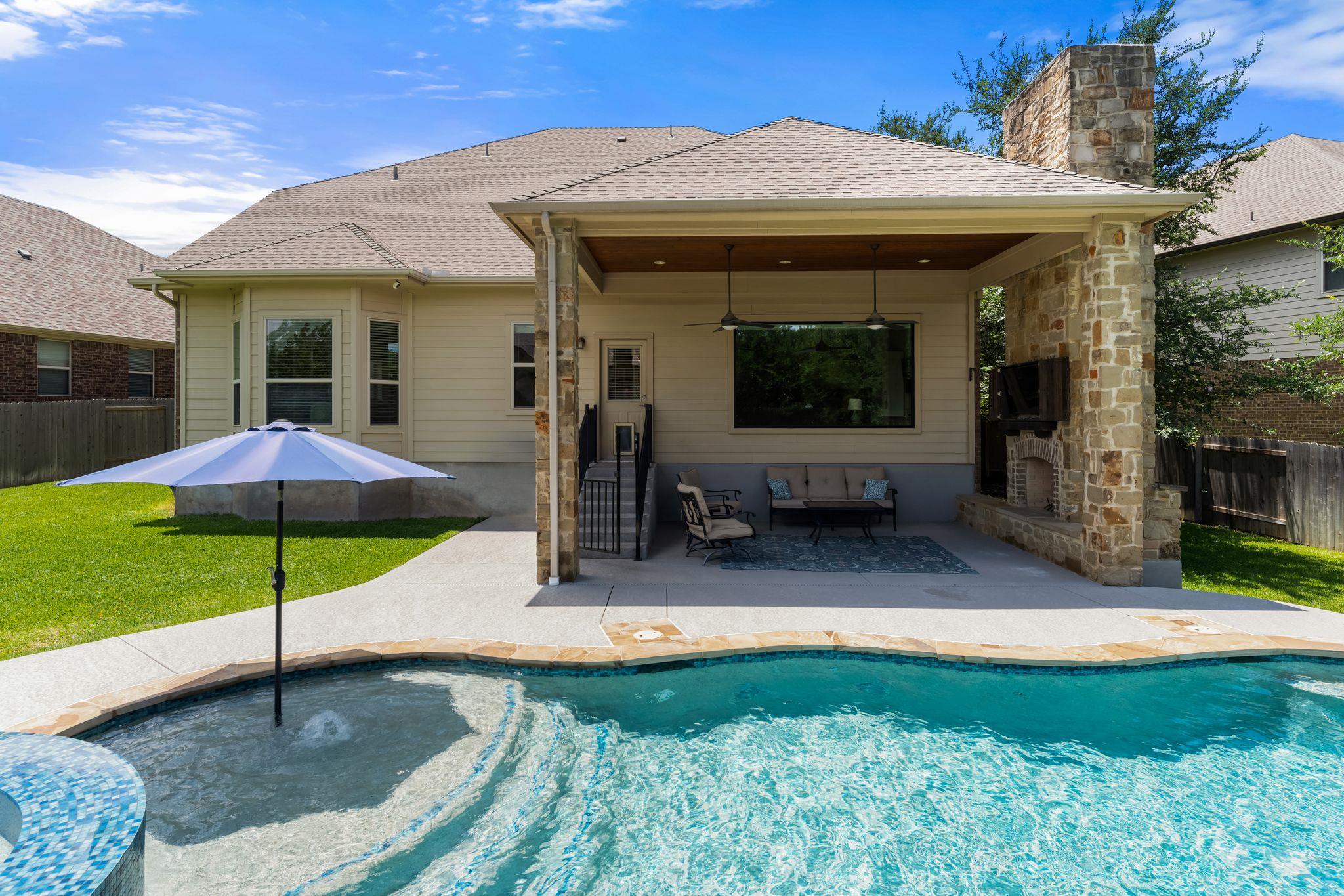 108 Lake Mineral Wells DR