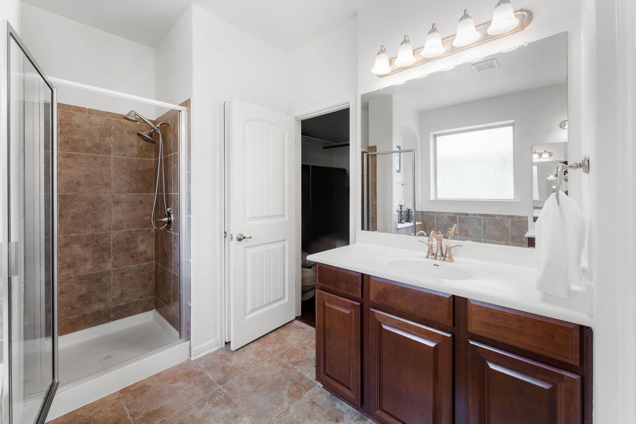 108 Lake Mineral Wells DR