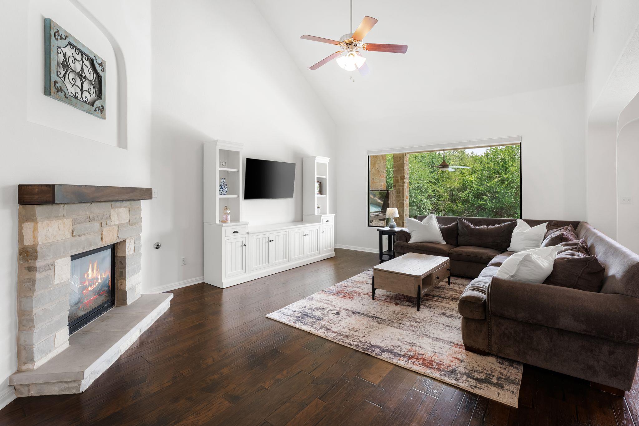 108 Lake Mineral Wells DR