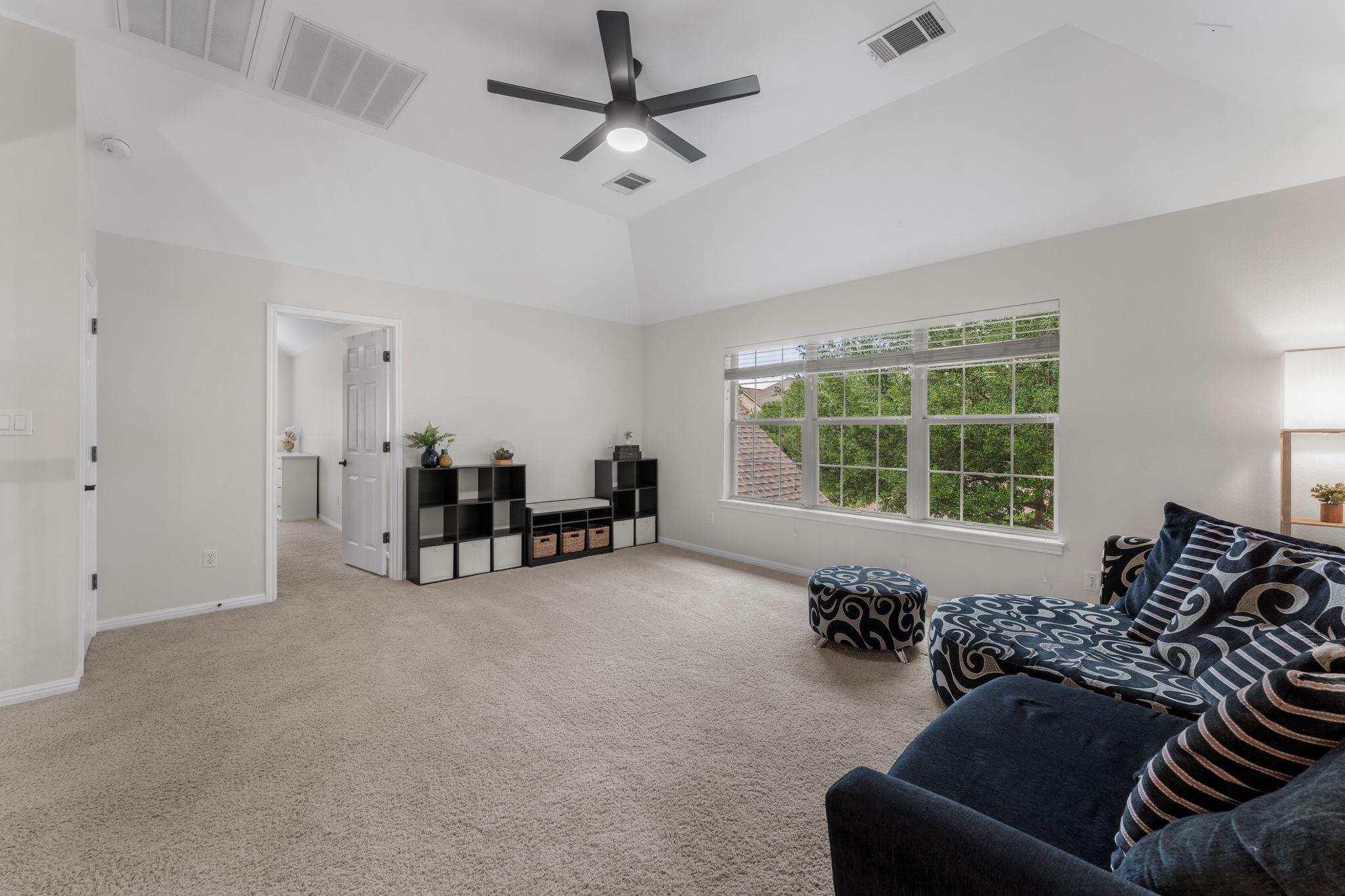 2508 Lipizzan DR