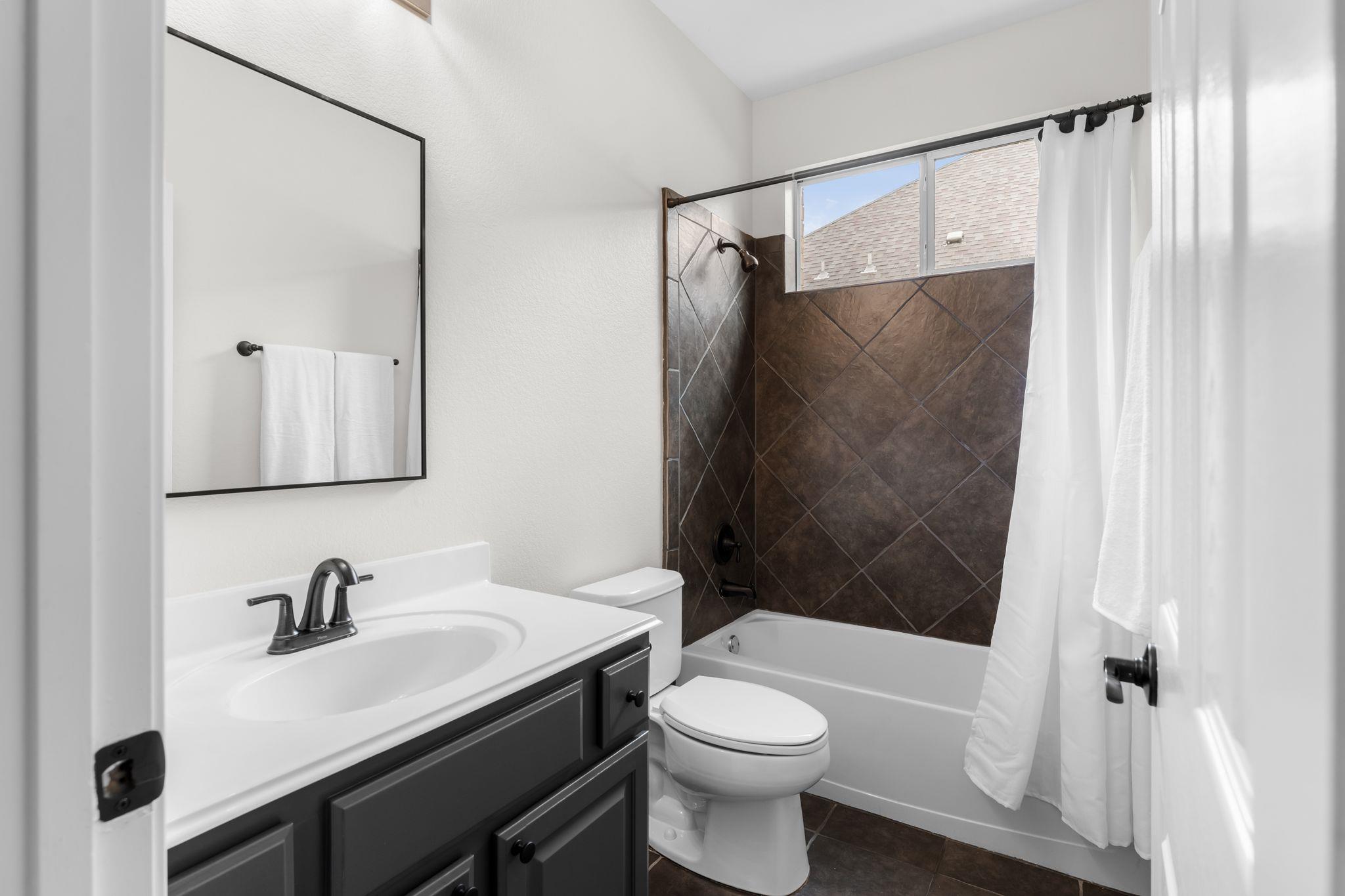 2508 Lipizzan DR