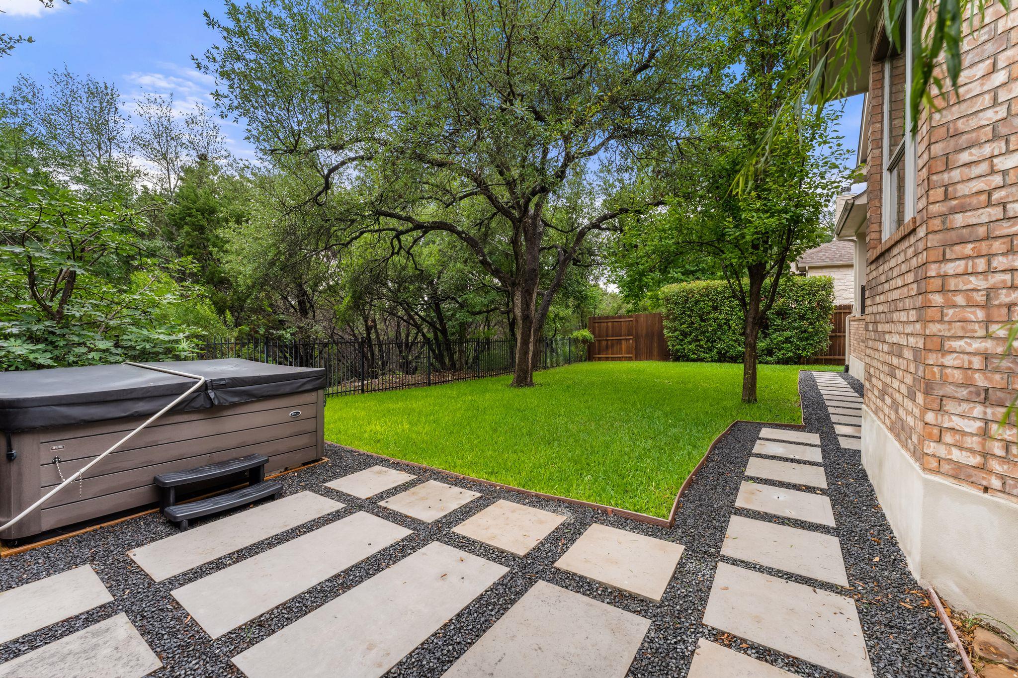 2508 Lipizzan DR