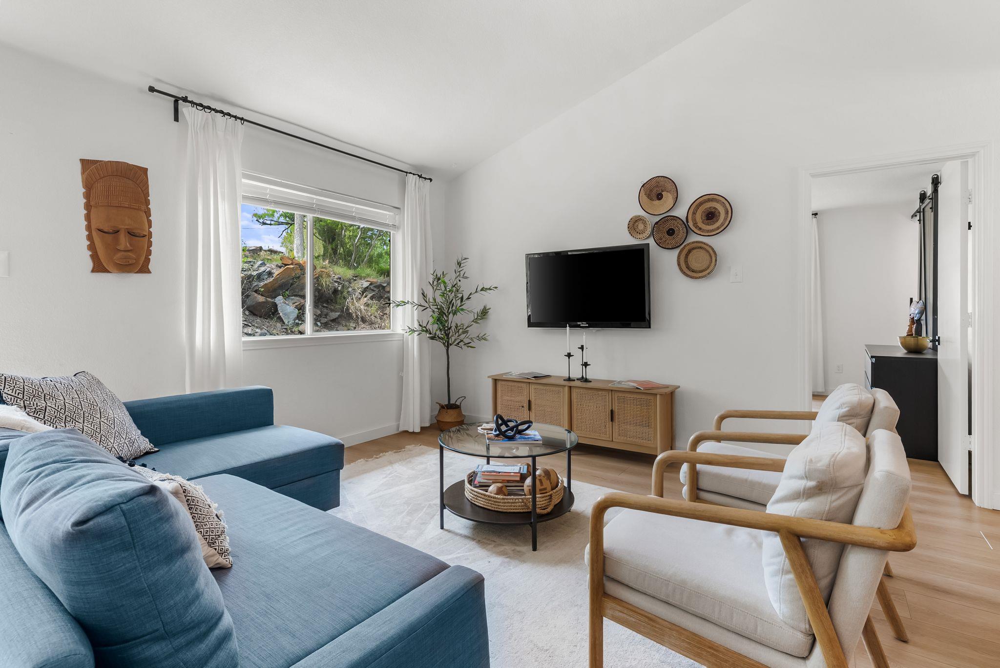 305 Mountain View