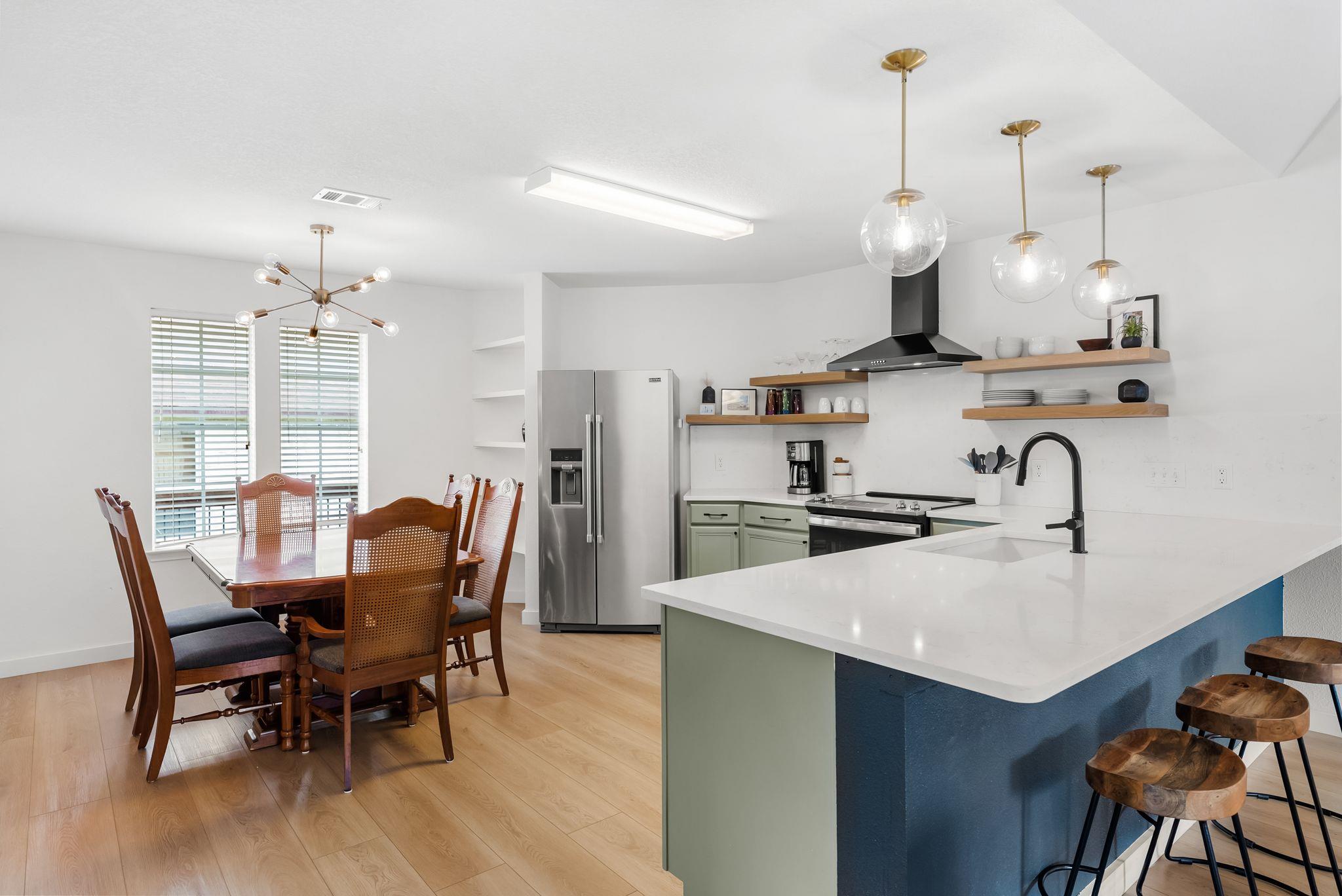 305 Mountain View