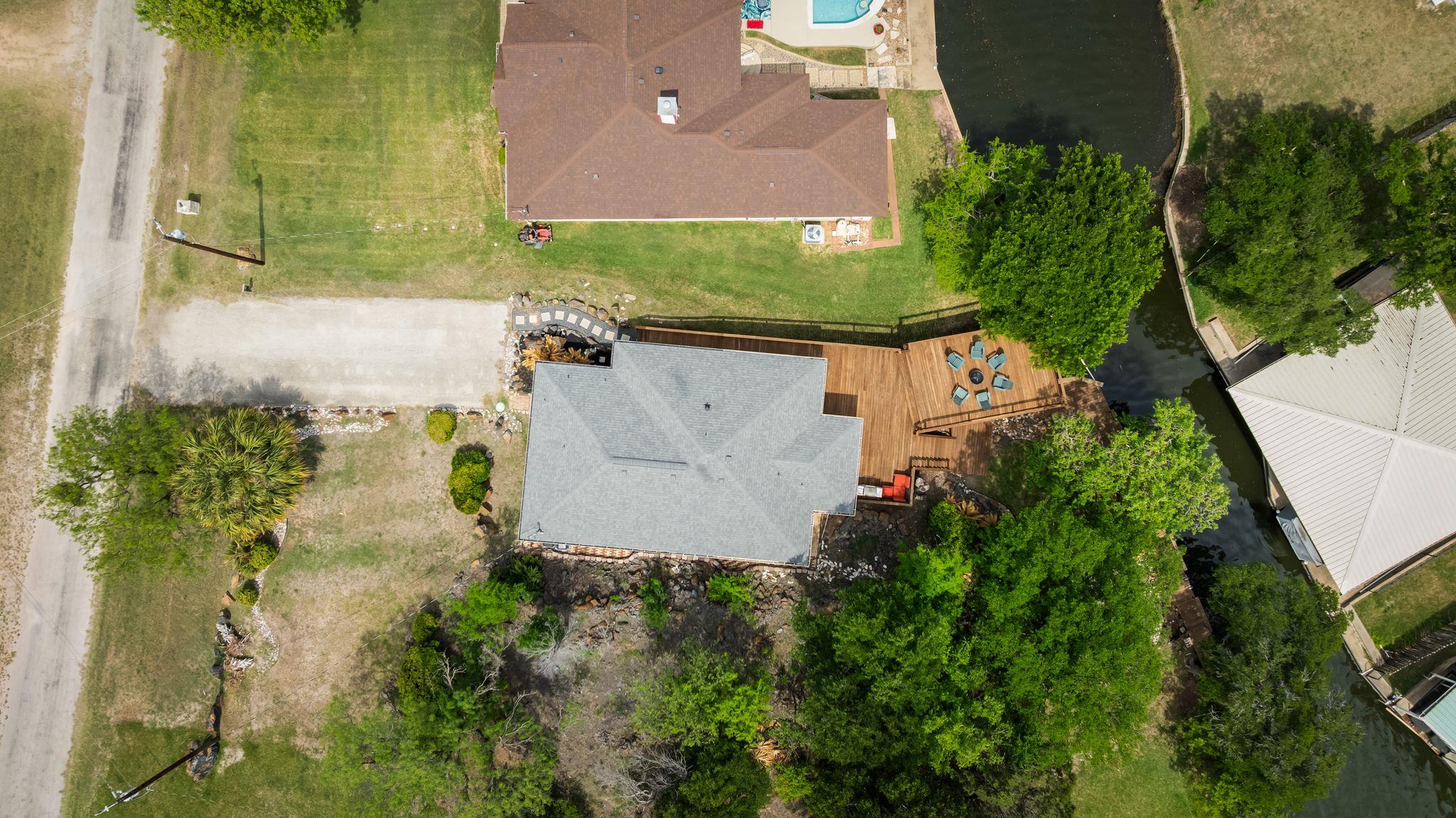 305 Mountain View