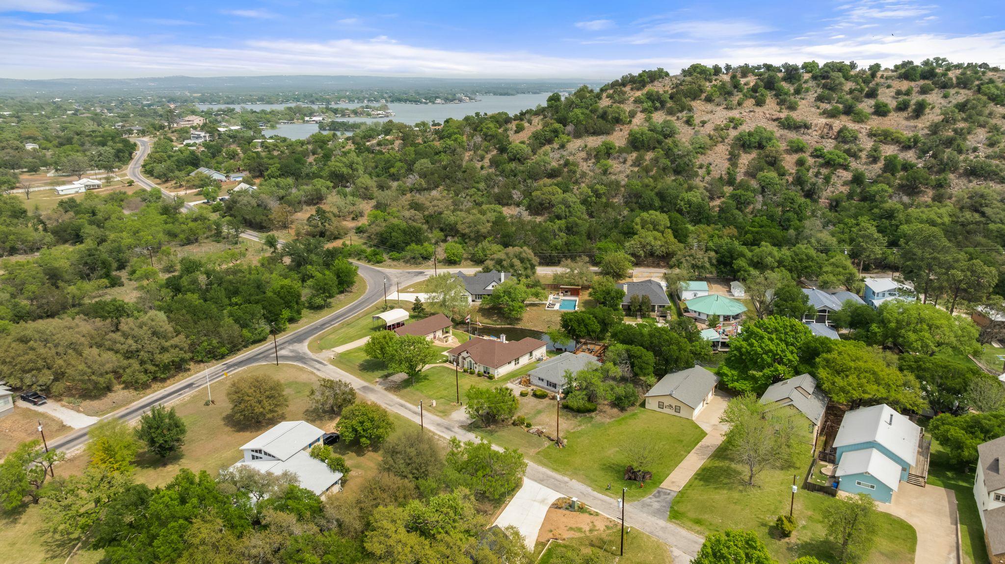 305 Mountain View