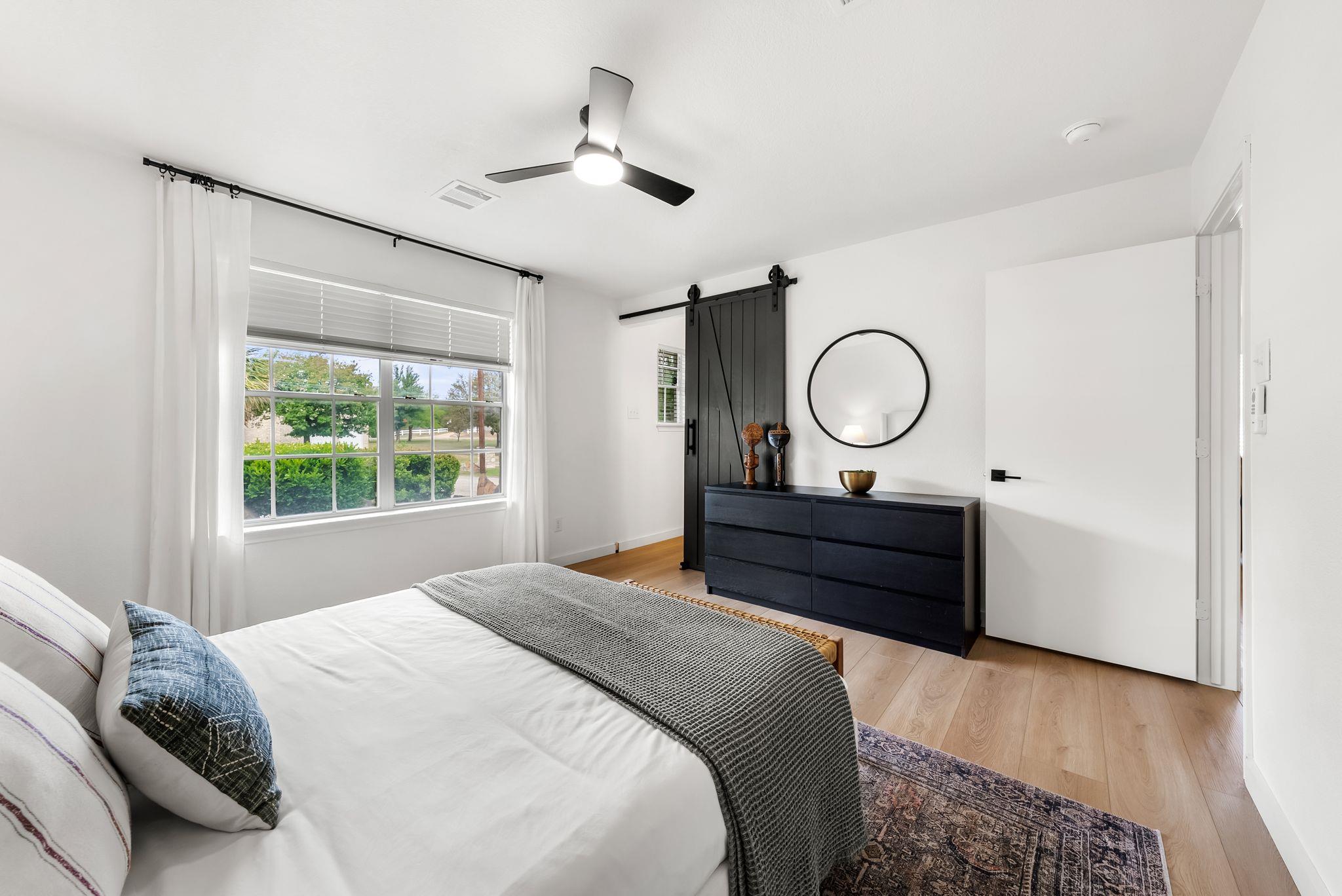 305 Mountain View