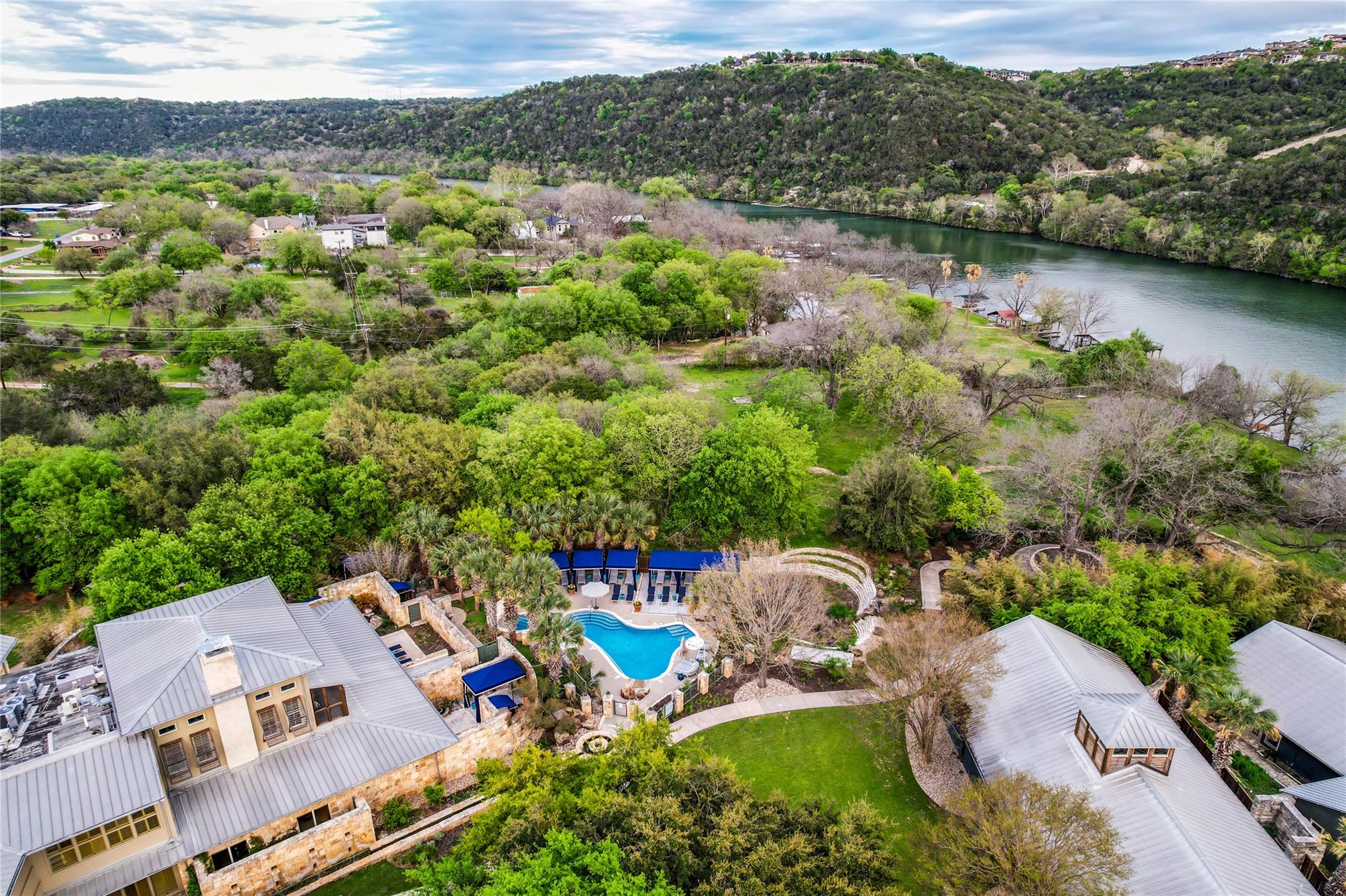 2905 Grimes Ranch RD