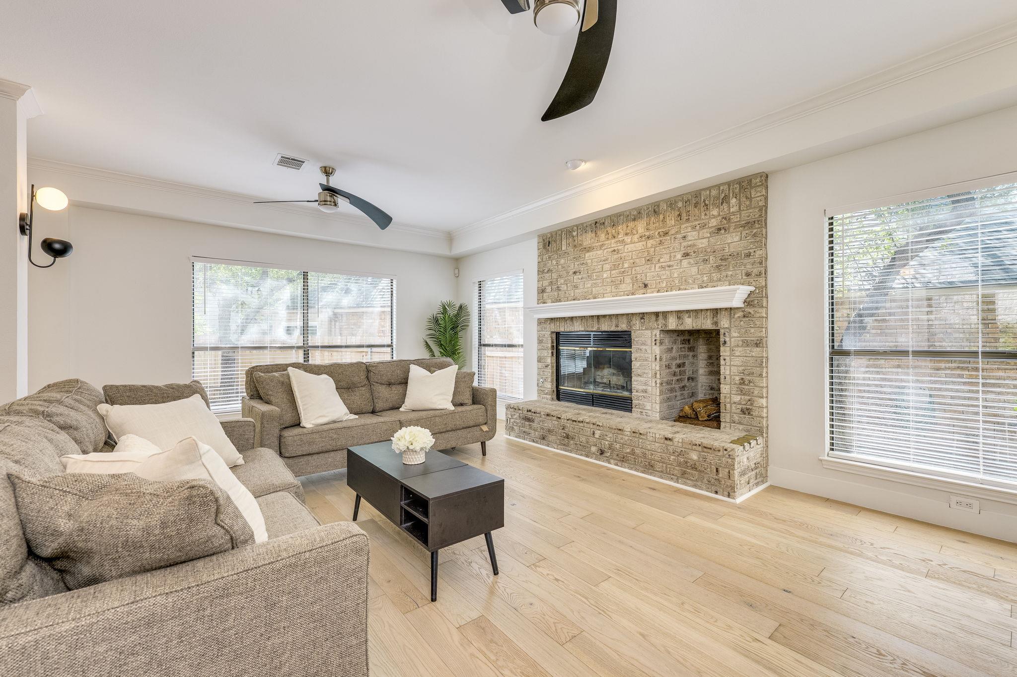 3914 Latimer DR