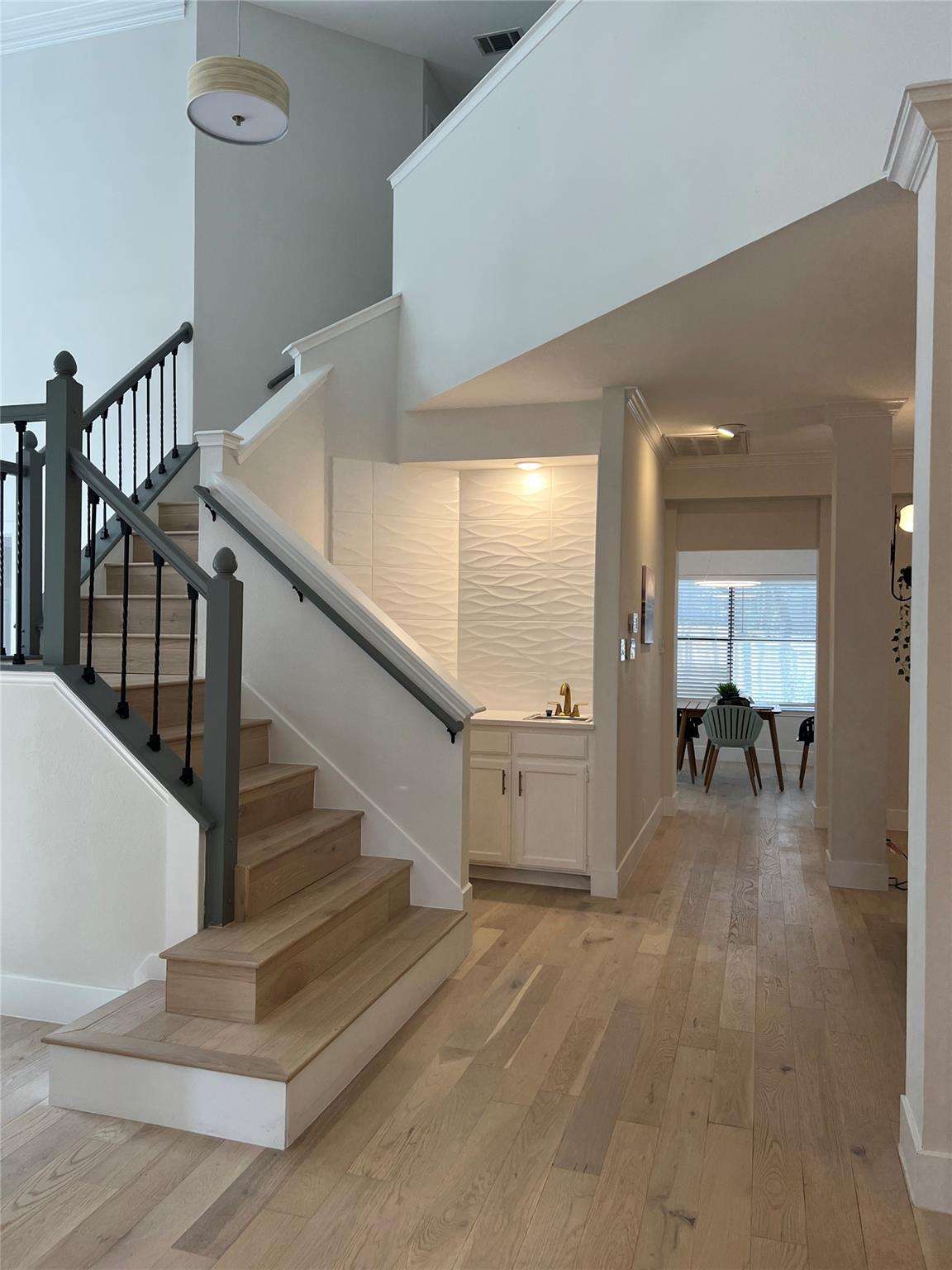 3914 Latimer DR