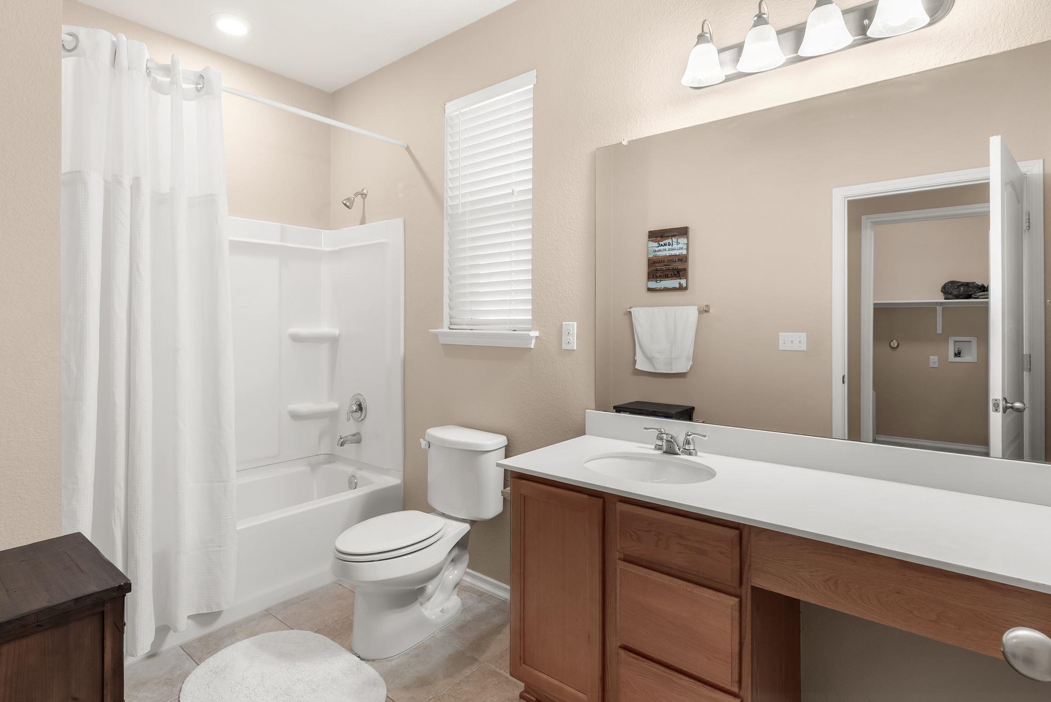 1521 Gautami DR