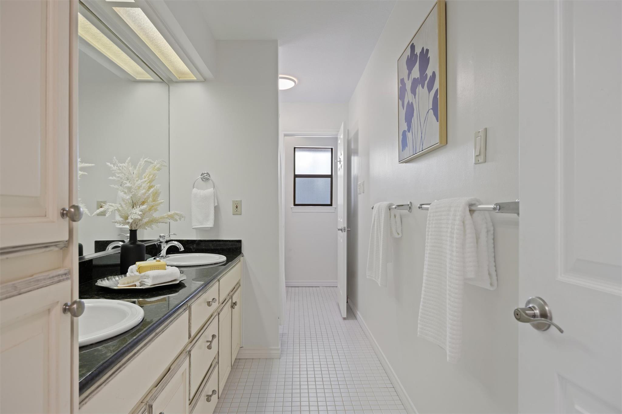 108 Schooner DR, Lakeway