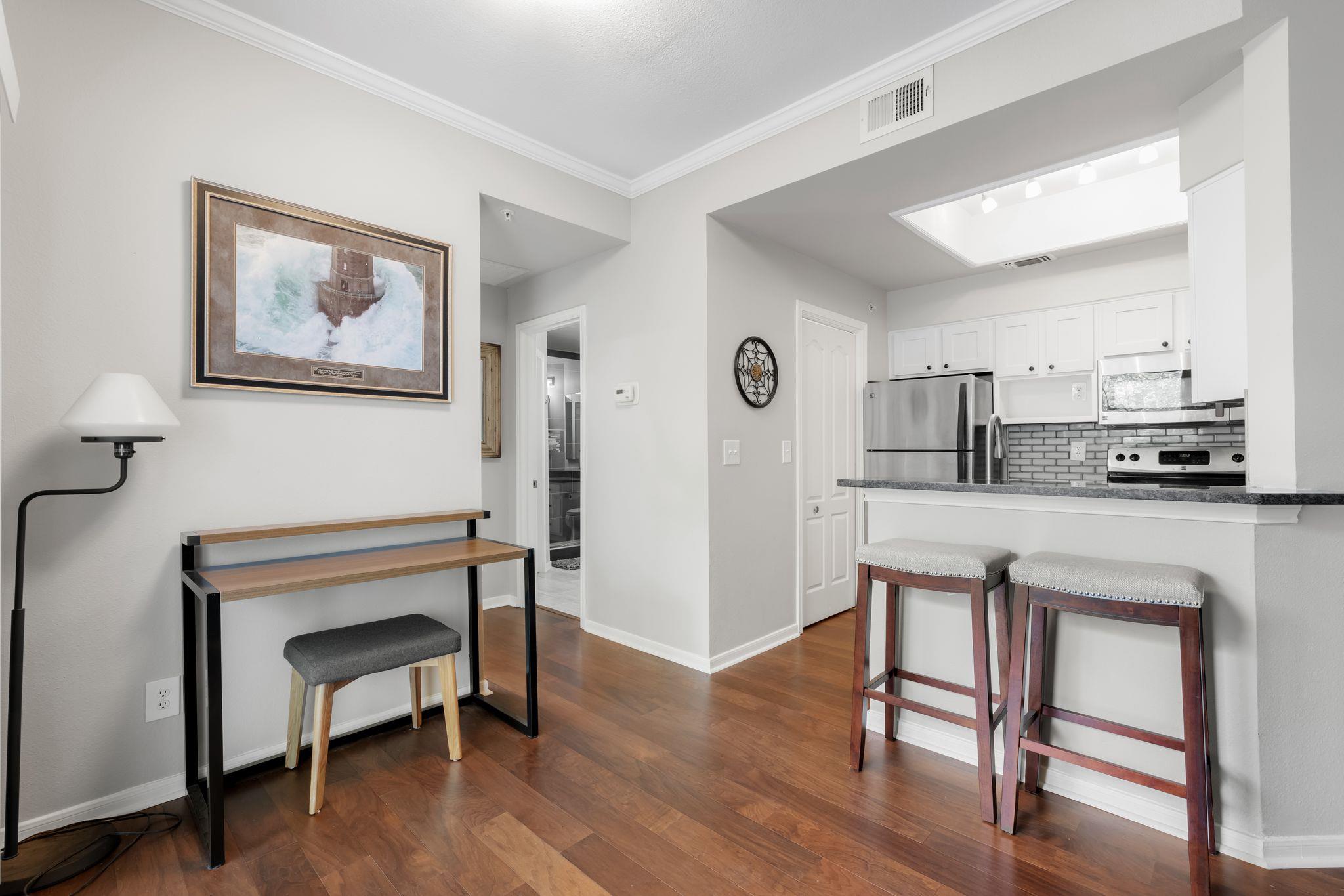 6000 Shepherd Mountain CV # 219