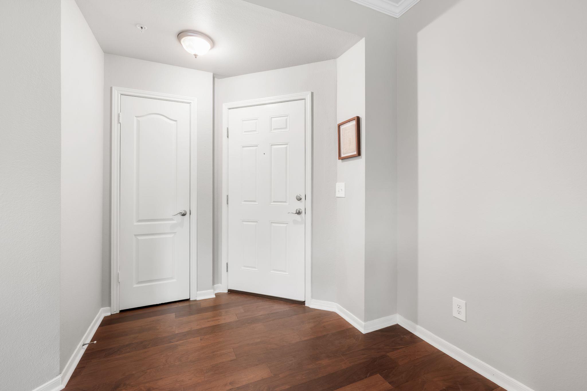 6000 Shepherd Mountain CV # 219