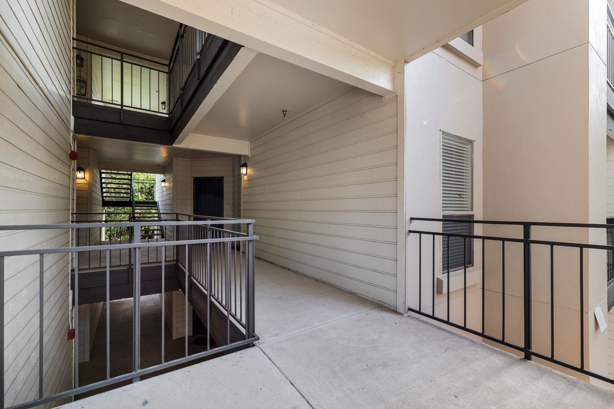 6000 Shepherd Mountain CV # 219