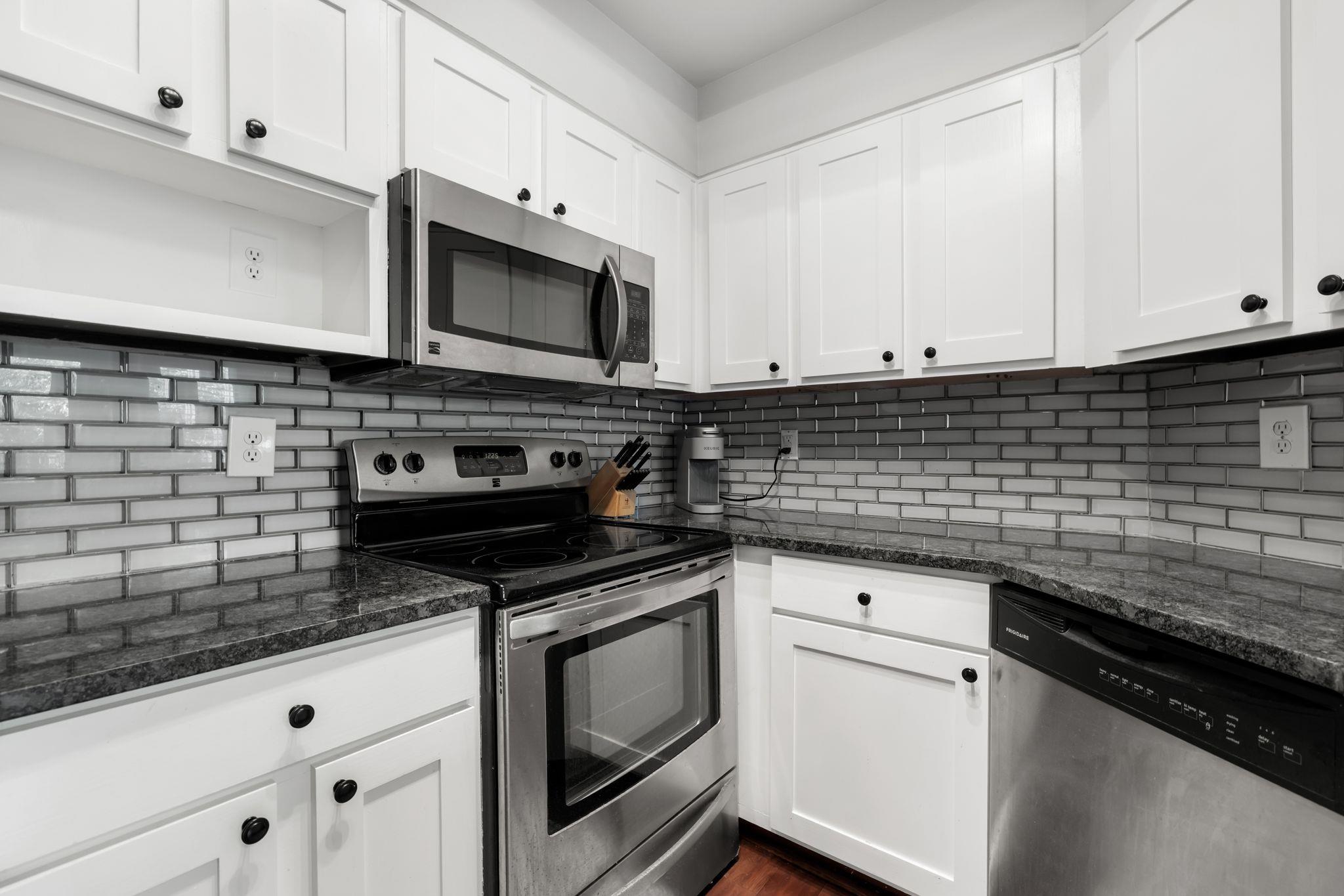 6000 Shepherd Mountain CV # 219