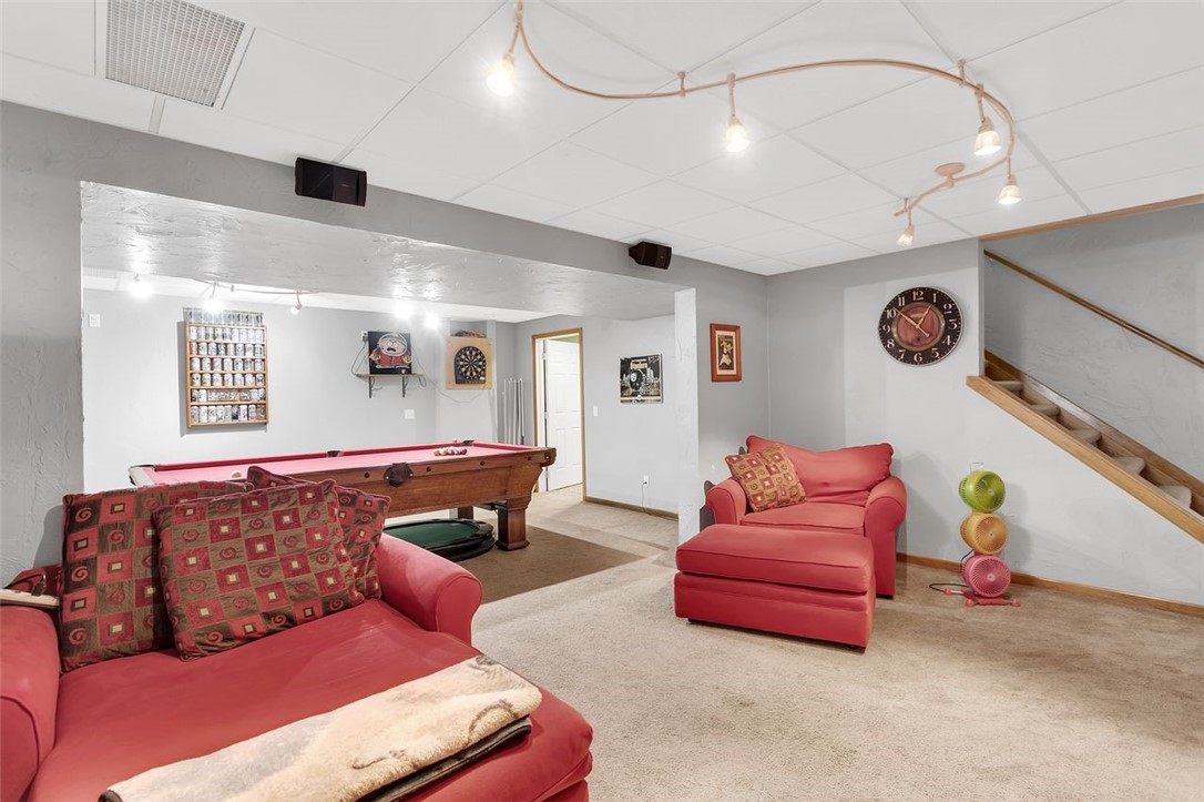 3323 Carriage Circle