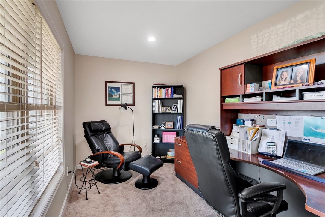 3323 Carriage Circle