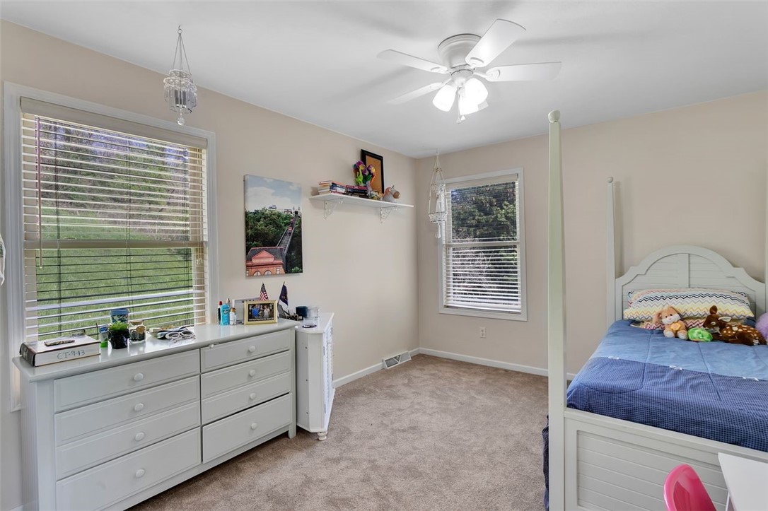 3323 Carriage Circle