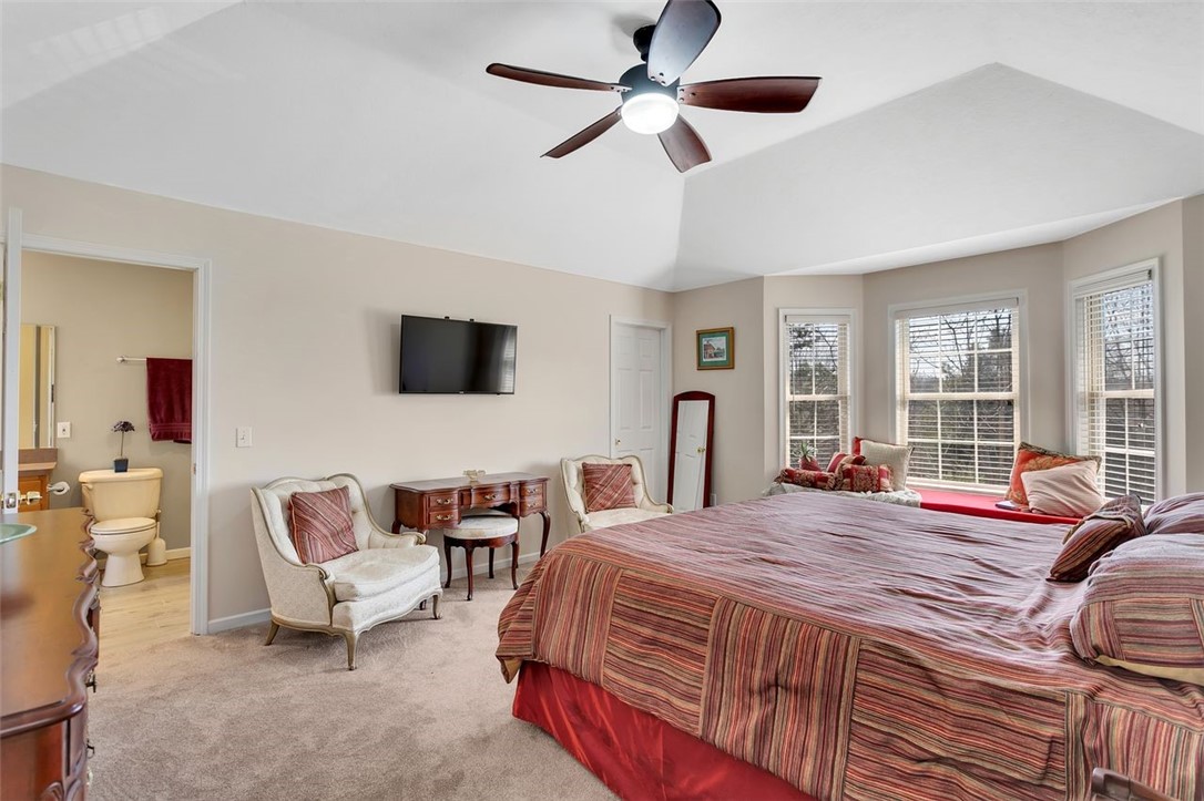 3323 Carriage Circle