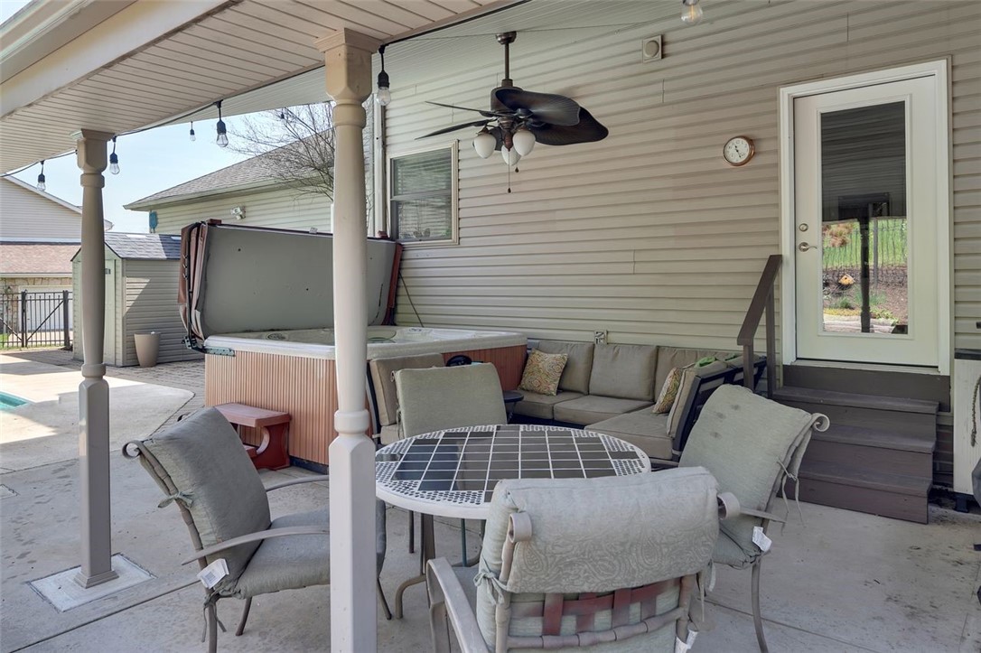 3323 Carriage Circle