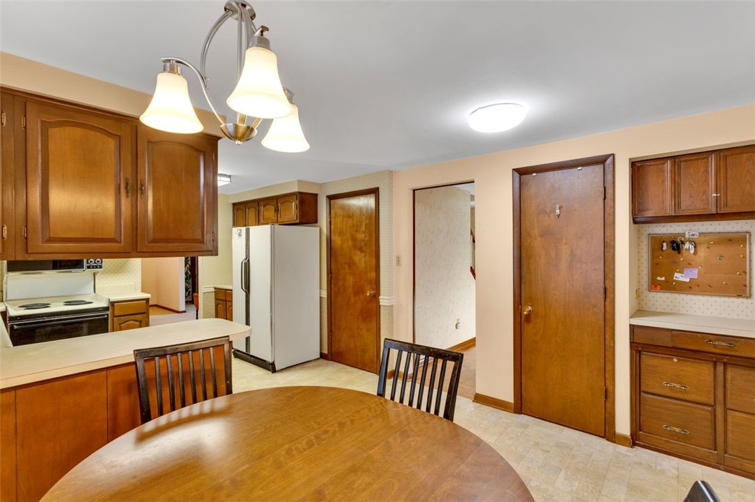 4037 Sloanwood Drive