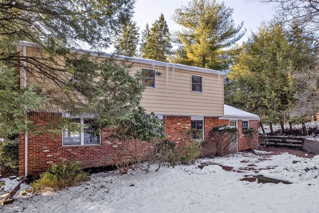 4037 Sloanwood Drive