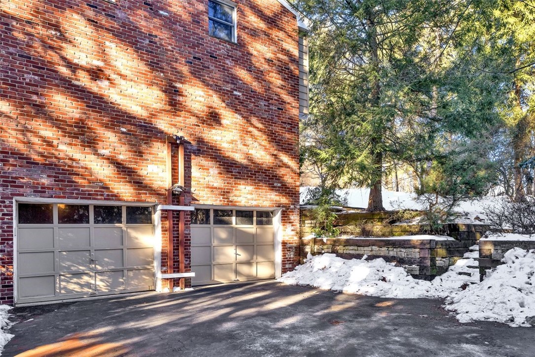 4037 Sloanwood Drive