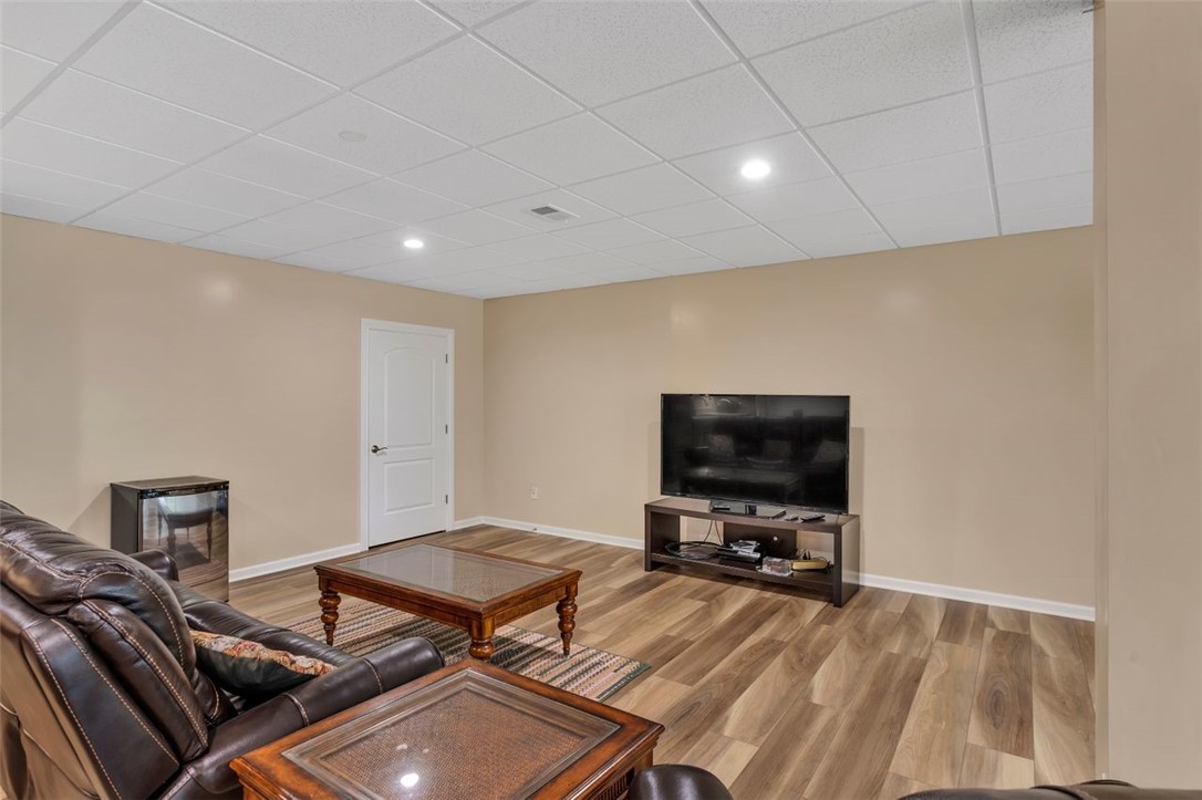 7020 Fair Oaks Drive