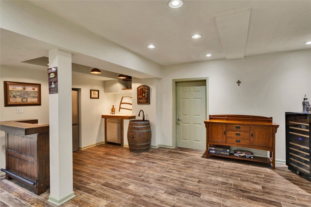 7007 Fair Oaks Drive