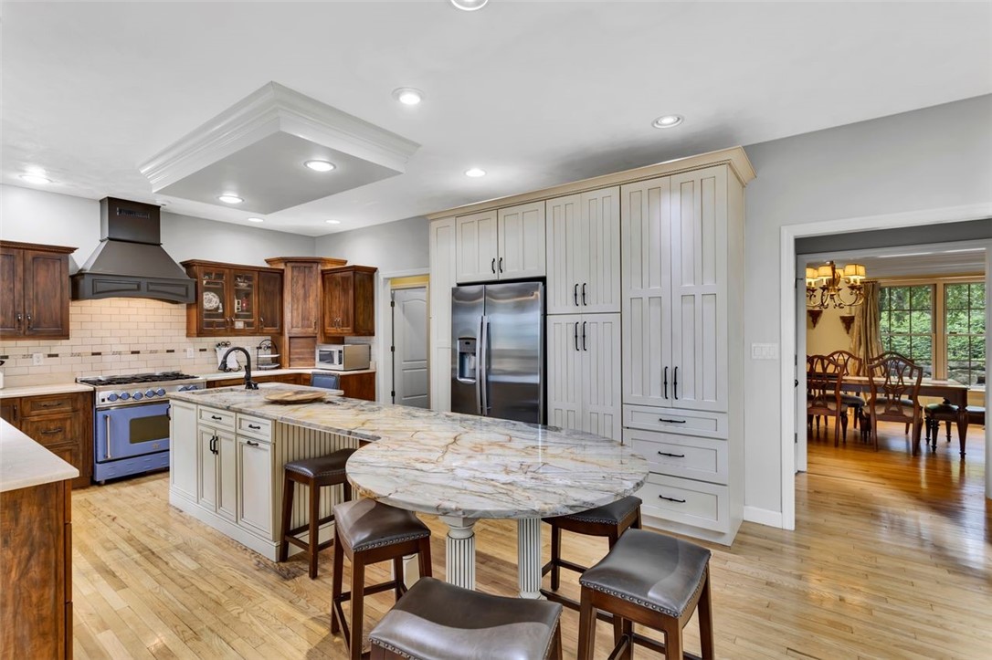 7007 Fair Oaks Drive