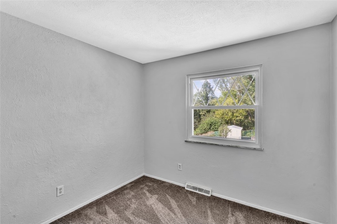 207 Dolomite Drive