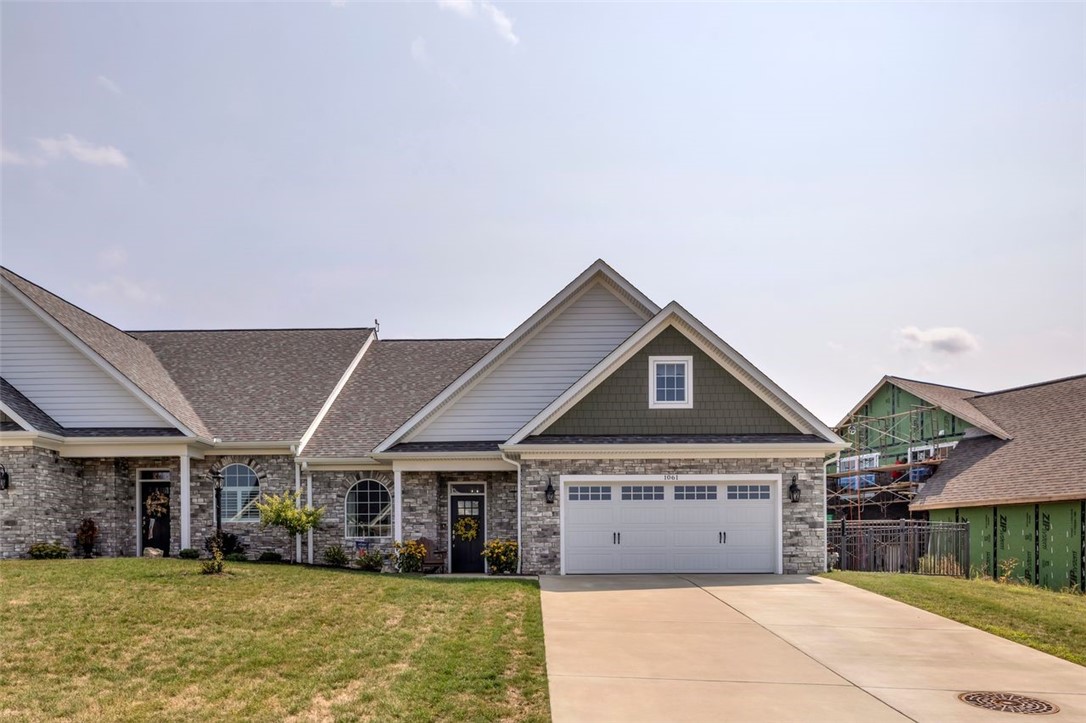 1061 Blackthorne Drive