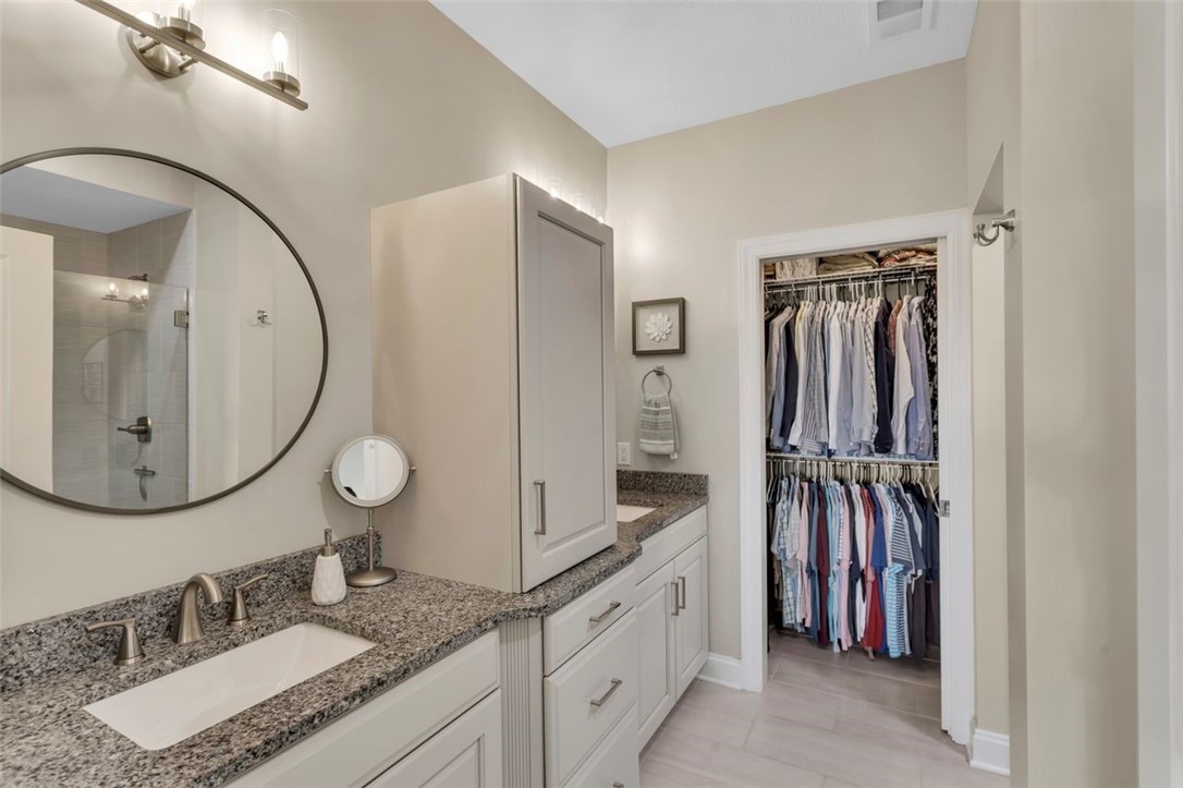 1061 Blackthorne Drive