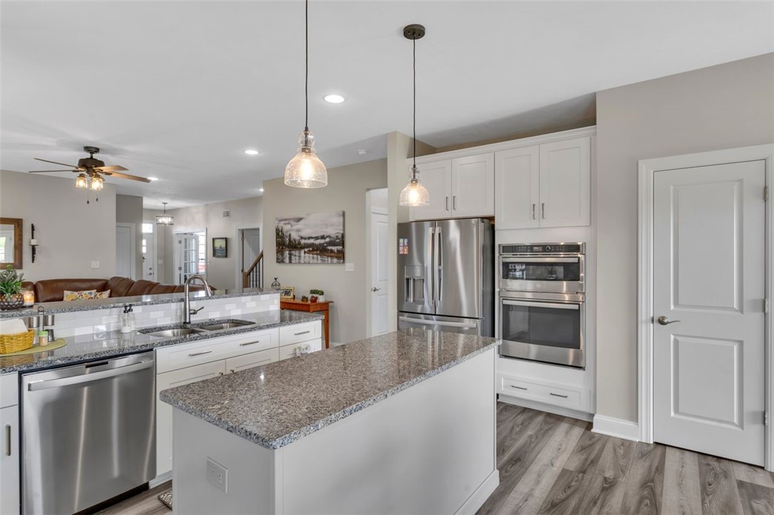 1061 Blackthorne Drive