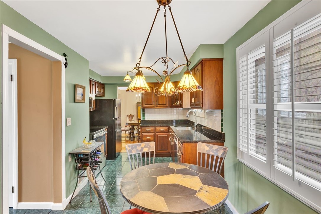 1782 Mountainview Drive