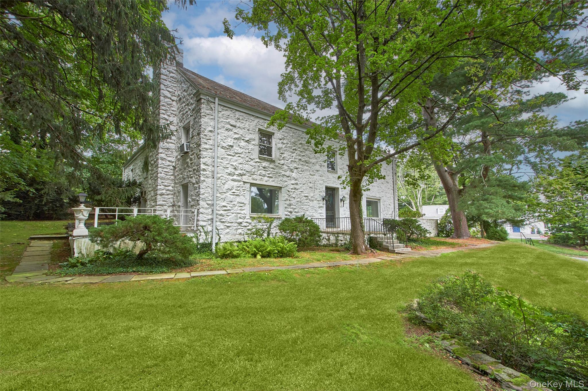 460 Sterling Road