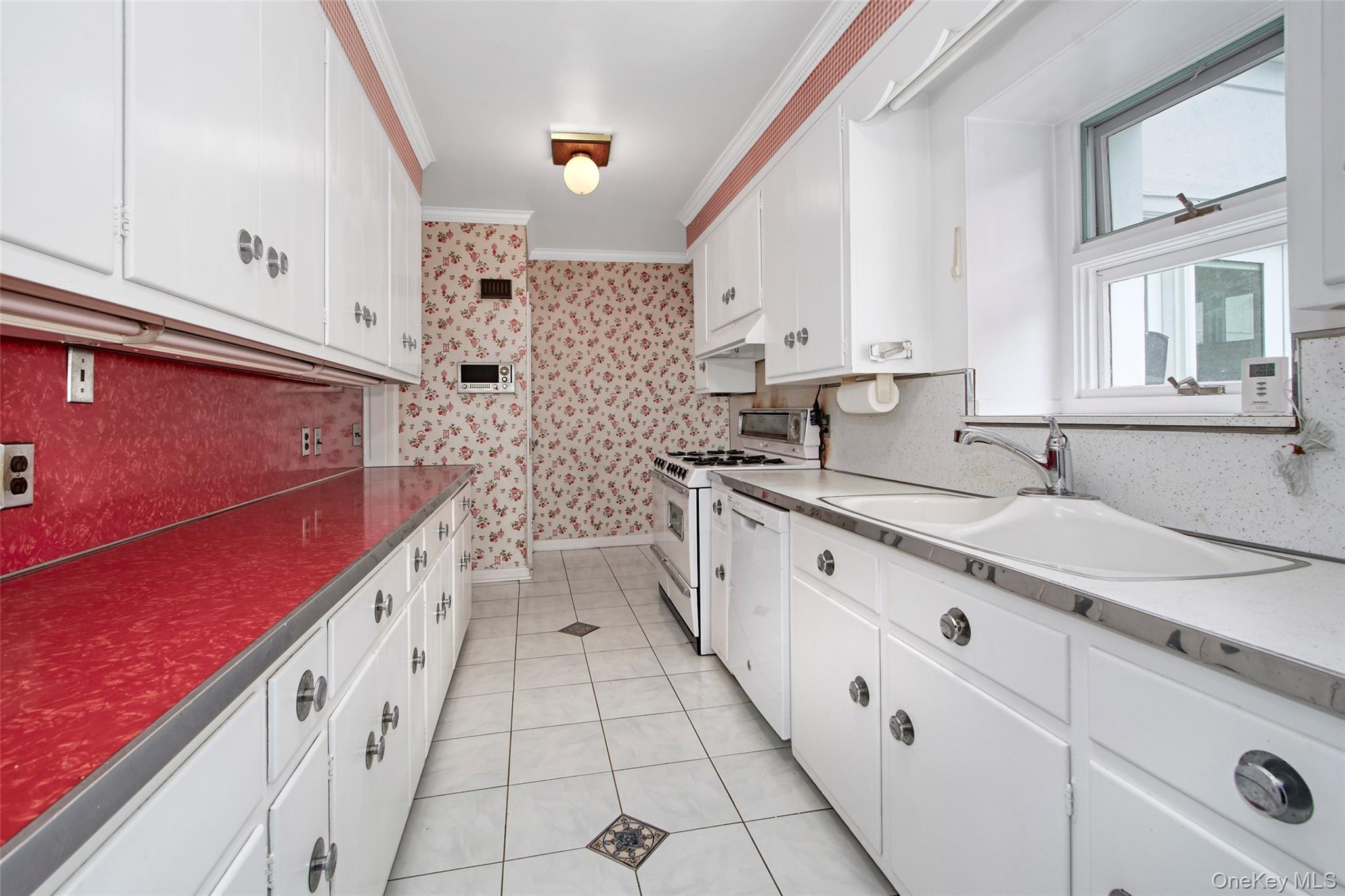 460 Sterling Road