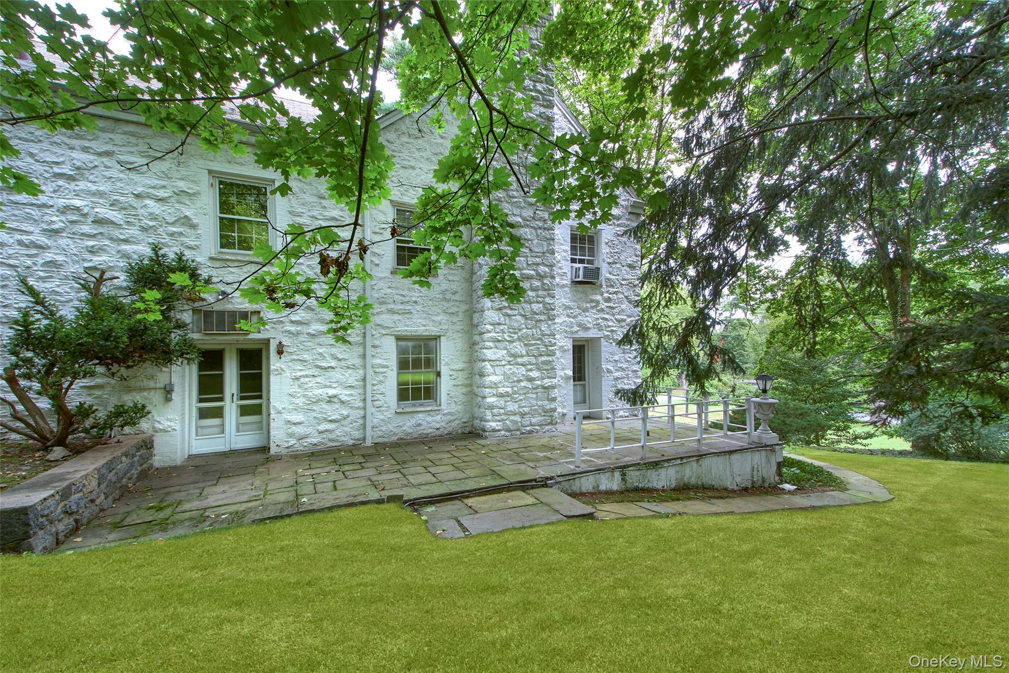 460 Sterling Road